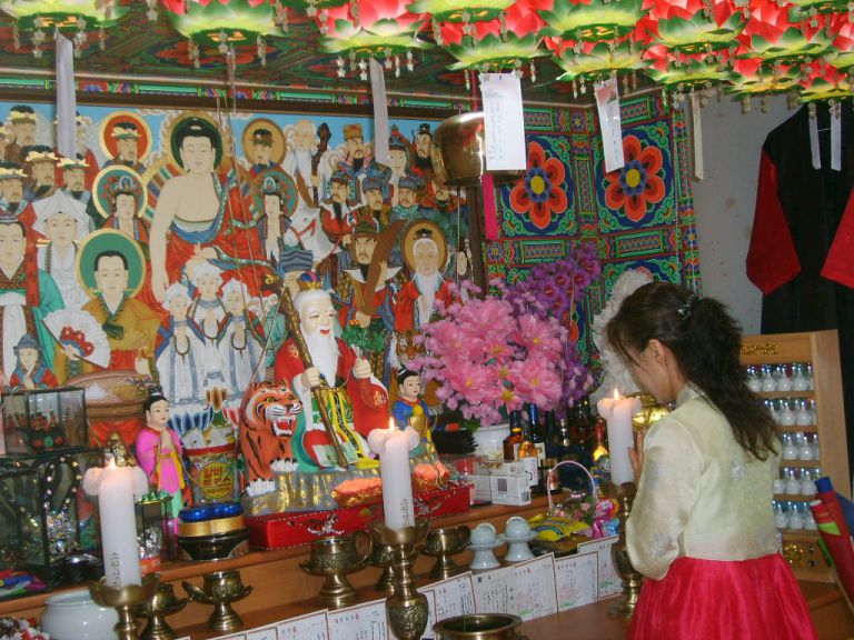 신자를 위해 기도하면서