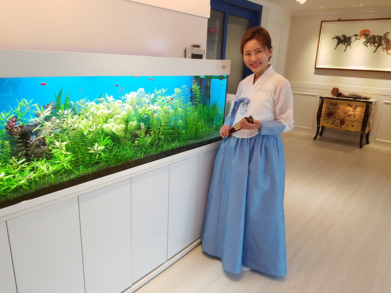 청담역연화암 용궁 앞에서