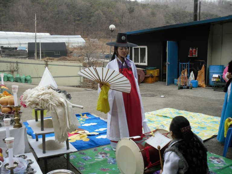 2011년 진적 굿 (한양굿에서 도사님)